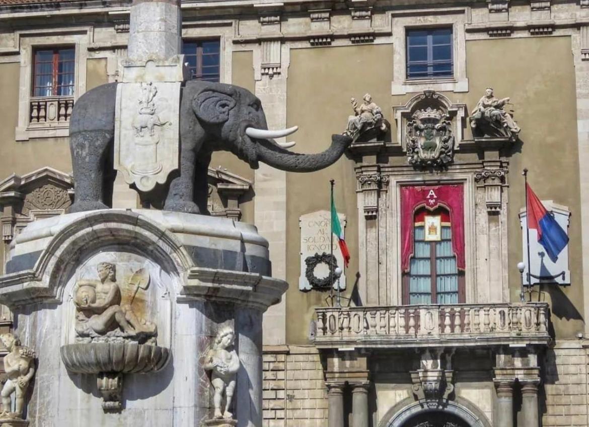 Central House Catania Historic Center Extérieur photo
